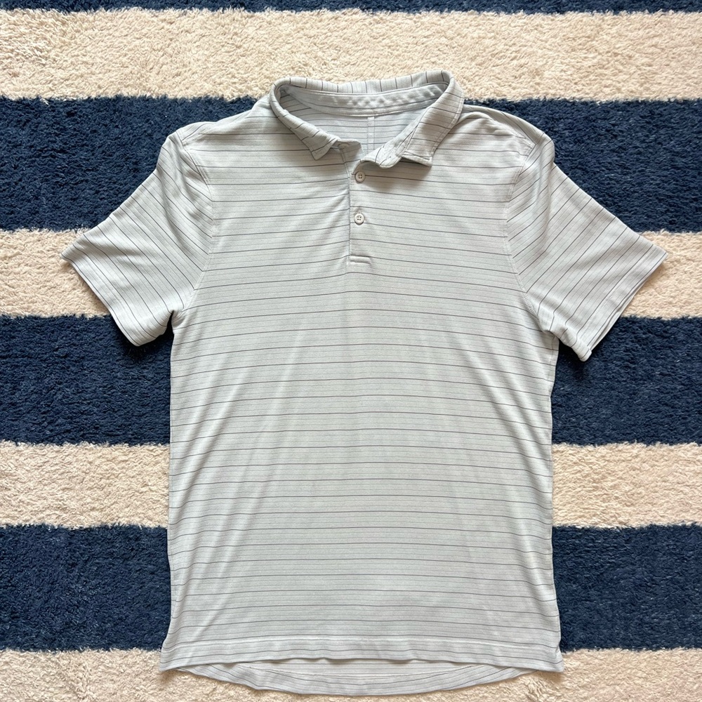 Lululemon Men’s Shirt Size Small